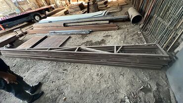 list demirler: Hazır fermalar. 8 ədəd. Uzunluğu 5.5 metr. Uqolnik Ferma Dəmir ferma
