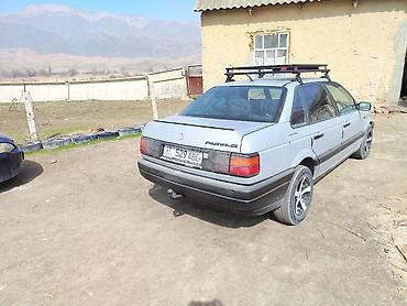Volkswagen: Volkswagen Passat: 1993 г., Седан — 5