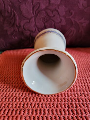 Stare vaze i dekor: Vaza nova Titov Veles porcelan. 70te. Vaza nova,par tackica — 5
