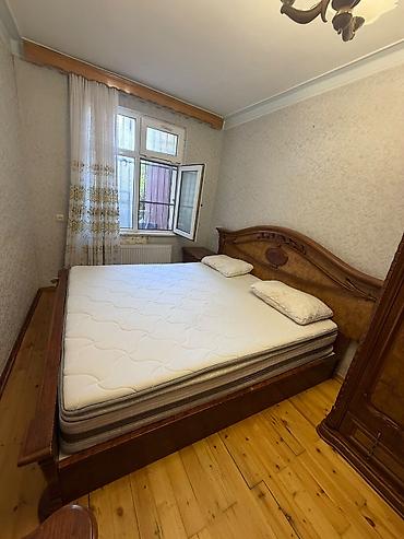 barokko: Klassik üslubda yataq otağı dəsti Komplekt: - İki nəfərlik çarpayı — 9