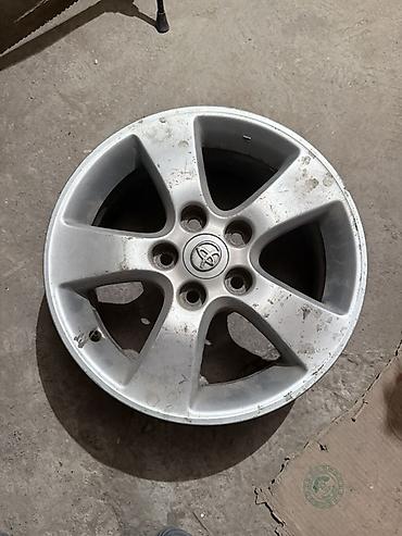 диски на авенсис: Литые Диски R 16 Toyota, 1 шт, отверстий - 5, Б/у — 1