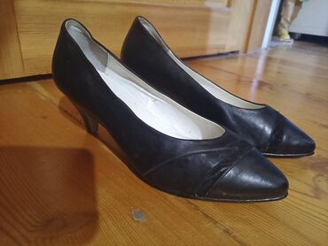 Tuflilər: Tuflilər, Ölçü: 36, rəng - Bej, Yeni — 8