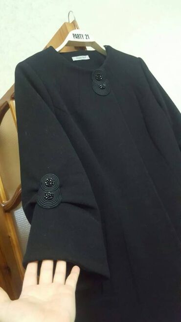 Paltolar: Palto mini dizden yuxari model palto kasmir 1 defe toya geyinilib 180