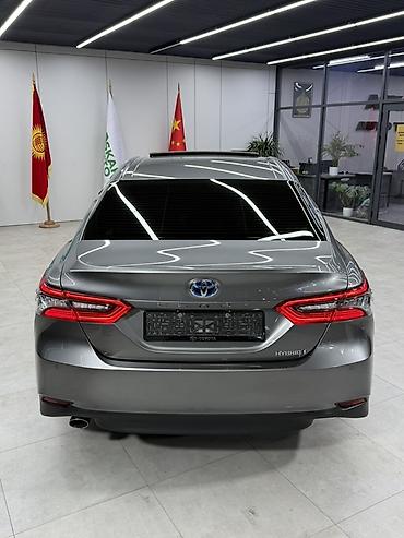 lexus ls: Toyota Camry: 2021 г., 2.5 л, Автомат, Гибрид, Седан — 2