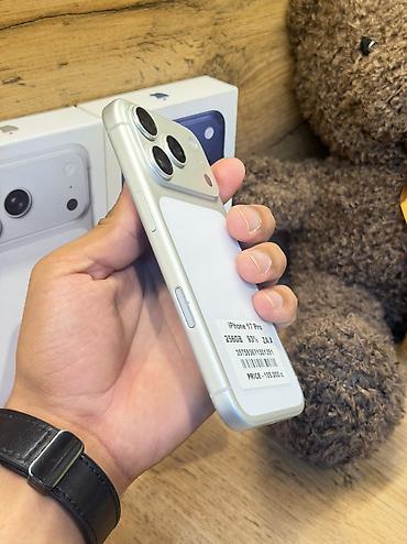 google pixel 9pro: IPhone 17 Pro, Б/у, 256 ГБ, Серебристый, Коробка, В рассрочку, 93 % — 4