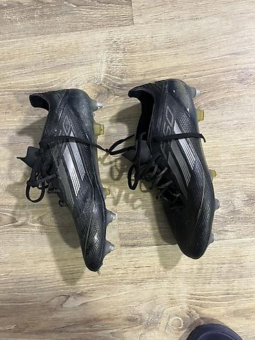 Butslar: Butslar Adidas, Ölçü: 43, İşlənmiş — 3