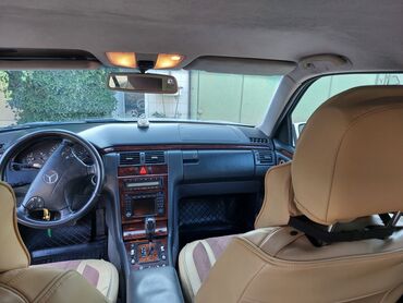 Mercedes-Benz: Mercedes-Benz E-Class (W210) sedan - Kuzov: 4 qapılı sedan, gümüşü — 7