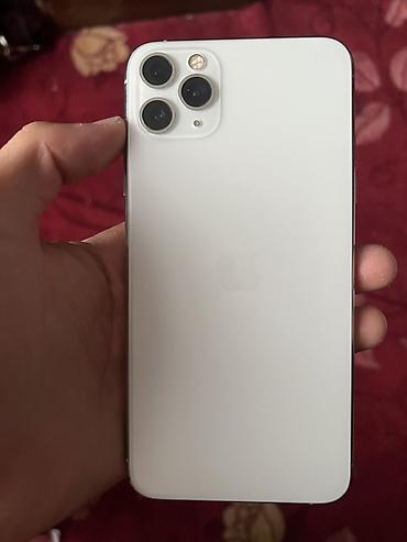 3 3: IPhone 11 Pro Max, Б/у, 100 % — 6