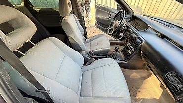 Mazda: Mazda 626: 1991 г., 1.8 л, Механика, Бензин, Седан — 5