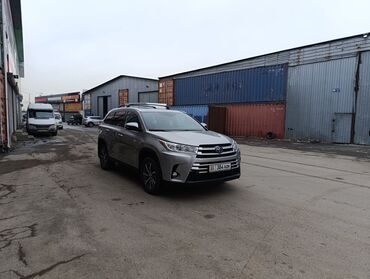 Toyota: Toyota Highlander: 2019 г., 3.5 л, Типтроник, Гибрид, Внедорожник