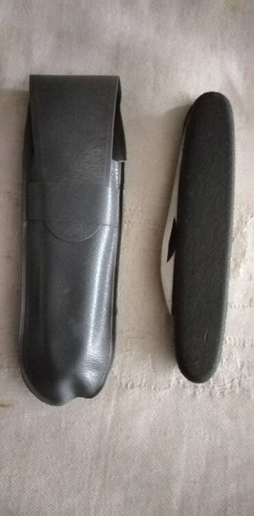 cm obim tamno sive: Noz-perorez na otvaranje, 9 cm. sa futrolom