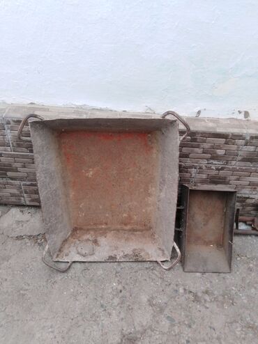 цистерна емкость: Советское корыто для цемента или глины из хорошего толстого железа