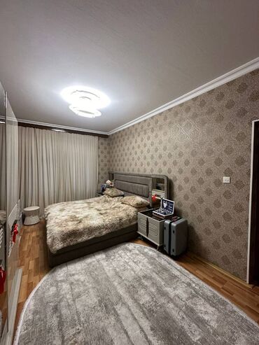 Köhnə tikili: Bakı, 3 otaqlı, Köhnə tikili, m. Əhmədli, 82 kv. m — 3