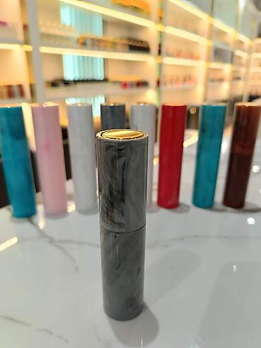 Flakonların Topdan və Pərakəndə satışı. 10 ml pomada at lalafo.az Flakonların Topdan və Pərakəndə satışı. 10 ml pomada