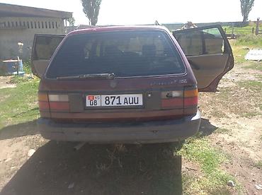газ 53 карапка: Volkswagen Passat Variant: 1989 г., Механика, Универсал — 4