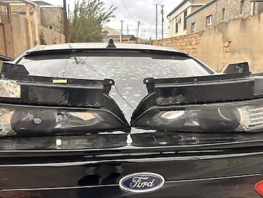 hisense f 10: Komplekt, Yaxın və uzaq vuran işıqlar Ford, Orijinal, ABŞ, İşlənmiş — 1