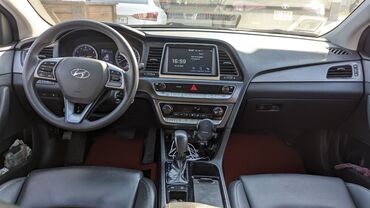 Hyundai Sonata: 2018 г., 2 л, Типтроник, Газ, Седан
