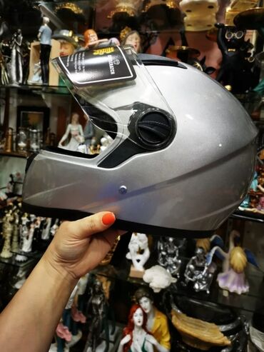 Moto dəbilqələr: Moto Kaska 35azn Super endirimlərlə 2 ci şəkildəki Moto Dəbilqə 29-azn — 29