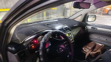 жена: Toyota Avensis Verso: 2001 г., 2 л, Механика, Дизель, Минивэн — 4