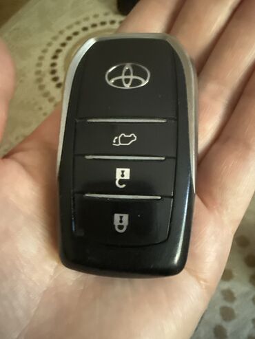 детские машинки на пульте управления: Ключ Toyota Оригинал, Япония