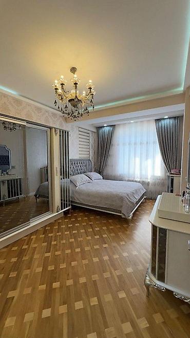 əmlak birjası: Yeni Yasamal, 3 otaqlı, Yeni tikili, m. İnşaatçılar, 115 kv. m — 3
