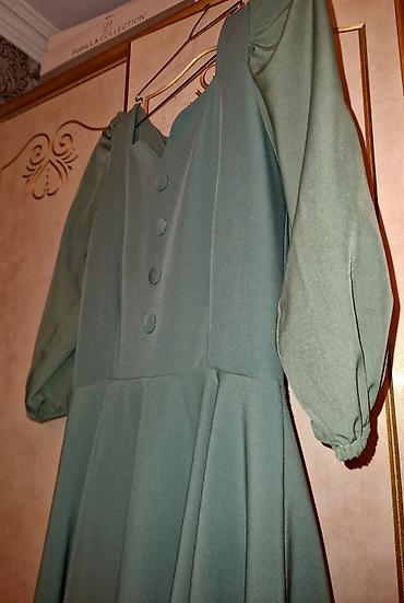 mingəcevirdə virasebit: Yaşıl-qrey tonlarında zərif qadın paltarı. rozmier-36 - Model: yuxarı — 2