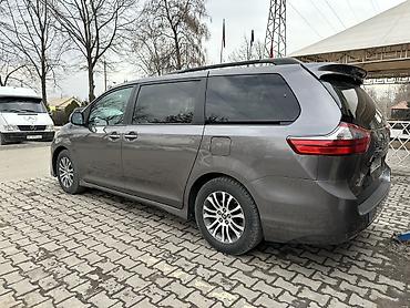 Toyota: Toyota Sienna: 2019 г., 3.5 л, Автомат, Бензин, Минивэн — 4