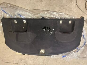 Avtomobil salonu üçün digər detallar: Mercedes-Benz W210 — 4