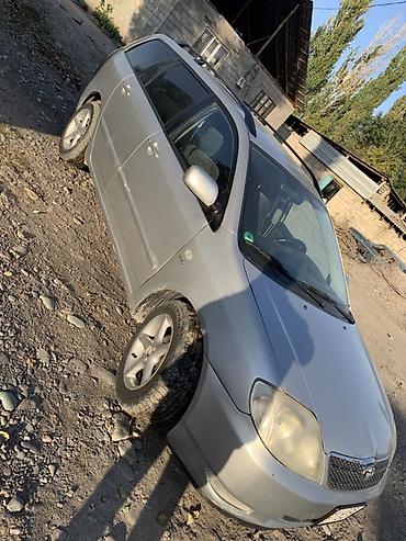 Toyota: Toyota Corolla: 2004 г., 1.6 л, Кол менен иштөөчү, Бензин, Универсал — 3