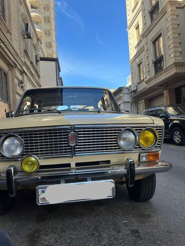 masin elanlari 2019: VAZ (LADA) 2103 : 1.3 l | 1974 il | 29458 km Sedan