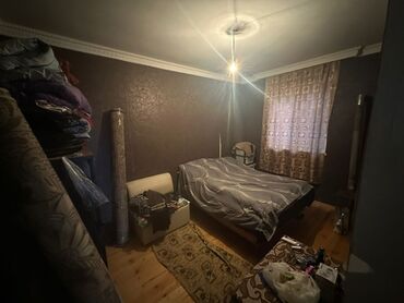 Həyət evləri və villaların satışı: Satılır: Həyət evi Kürdaxanıda Nail marketin yaninda 2 sotda təmirli — 7