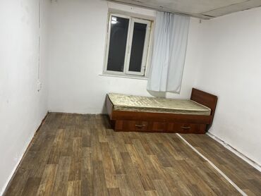 сниму дом или квартиру: Срочно сдается квартира 2комнатный дом в районе Ак Оргоо БЕЗ ХОЗЯИНА