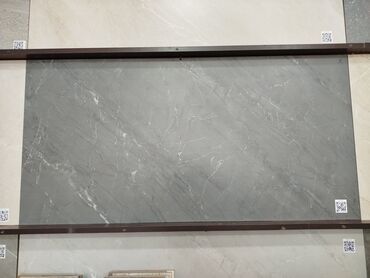 Bu, daxili və xarici məkanlarda istifadə üçün uyğun olan boz rəngli