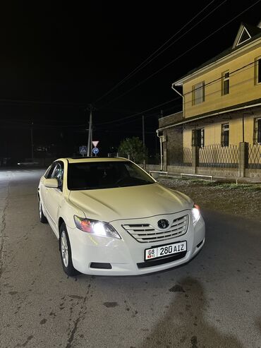 передний крыло фит: Toyota Camry: 2009 г., 2.5 л, Автомат, Бензин, Седан