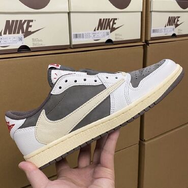 утепленные кроссовки: Кроссовки Nike Air Jordan 1 Low OG с перевёрнутым свушем в