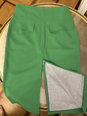 Dəstlər, kostyumlar: Midi Ətək, Zara, XL (EU 42)