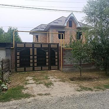 меняю участок: Продаю 2х этажный дом. Участок 6сот. Водопровод, канализация, свет — 1