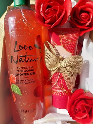 dəsti: Oriflame Love Nature seriyasından dəriyə qulluq vasitələri dəsti — 7