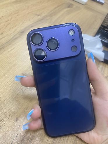 oğlan profil sekilleri: Məhsul: Mavi rəngli smartfon (üçlü arxa kamera modulu ilə) Ideal — 4