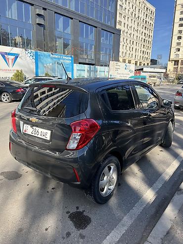 Chevrolet: Chevrolet Spark: 2019 г., 1 л, Вариатор, Бензин, Хэтчбэк — 4