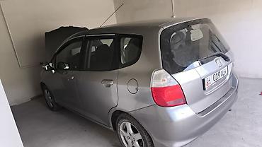 гакаён машина: Honda Jazz: 2008 г., 1.3 л, Механика, Бензин, Хэтчбэк — 3