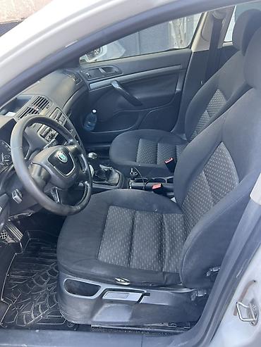 octavia: Skoda Octavia: 2012 г., 1.4 л, Механика, Бензин, Лифтбек — 7