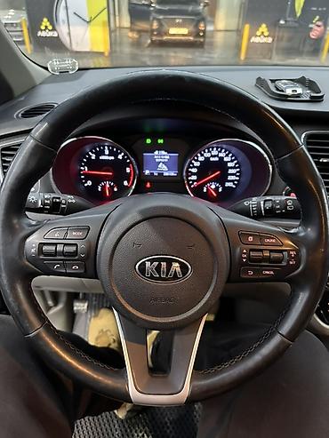 Kia: Kia Carnival: 2019 г., 2.2 л, Автомат, Дизель, Минивэн — 21