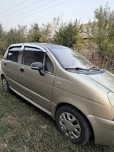 спарк сатуу: Daewoo Matiz: 2006 г., 0.1 - engine capacity л, Кол менен иштөөчү, Бензин, Хетчбек — 3