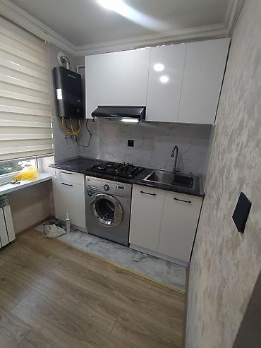 Uzunmüddətli kirayə mənzillər: KİRAYƏ ! Neftçilər metrosuna piyada 3 dəq məsafə 5 mərtəbəli binanın 3 — 6