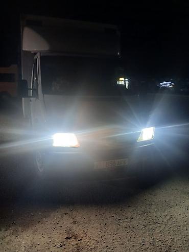 эшке: Жеңил жүк ташуучу унаа, Mercedes-Benz, Стандарт, 2 т, Колдонулган — 5
