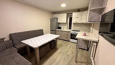 сдаю кабинеты: 100 м², 4 комнаты — 8