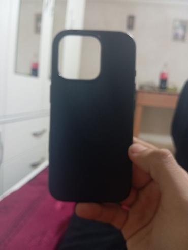 iphone 15 pro maz: Məhsul: Qara telefon qoruyucu örtük - Material: Yumşaq, elastik — 2