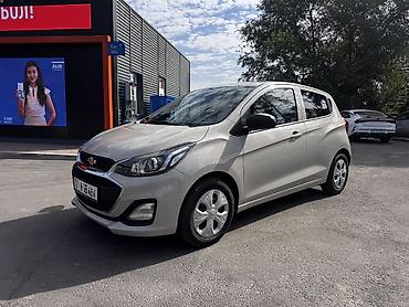 Chevrolet: Chevrolet Spark: 2020 г., 1 л, Вариатор, Бензин, Хэтчбэк — 13