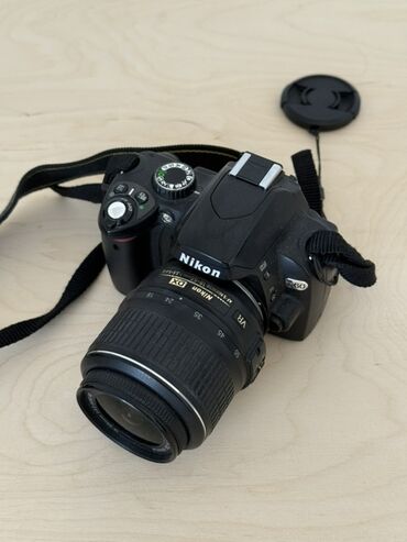 фотоаппарат для начинающих недорогой: Зеркальная камера Nikon D60 с объективом AF‑S DX NIKKOR 18–55mm
